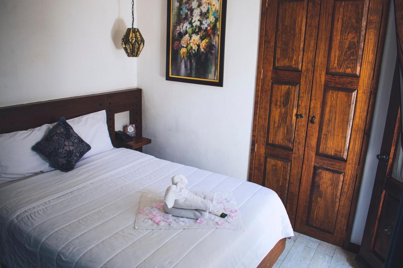 Hotel Boutique Casa Altamira ケレタロ エクステリア 写真